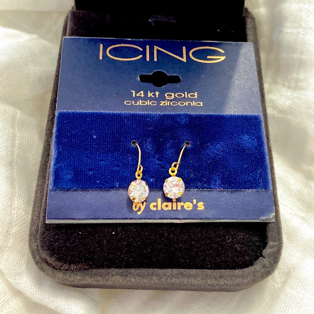 Icing 14 kt gold cubic zirconia